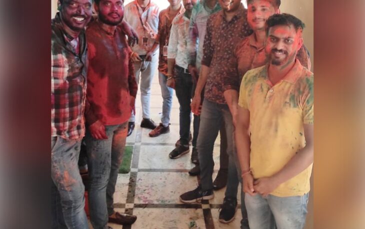 office life holi celebration pictures 2 Uncategorized